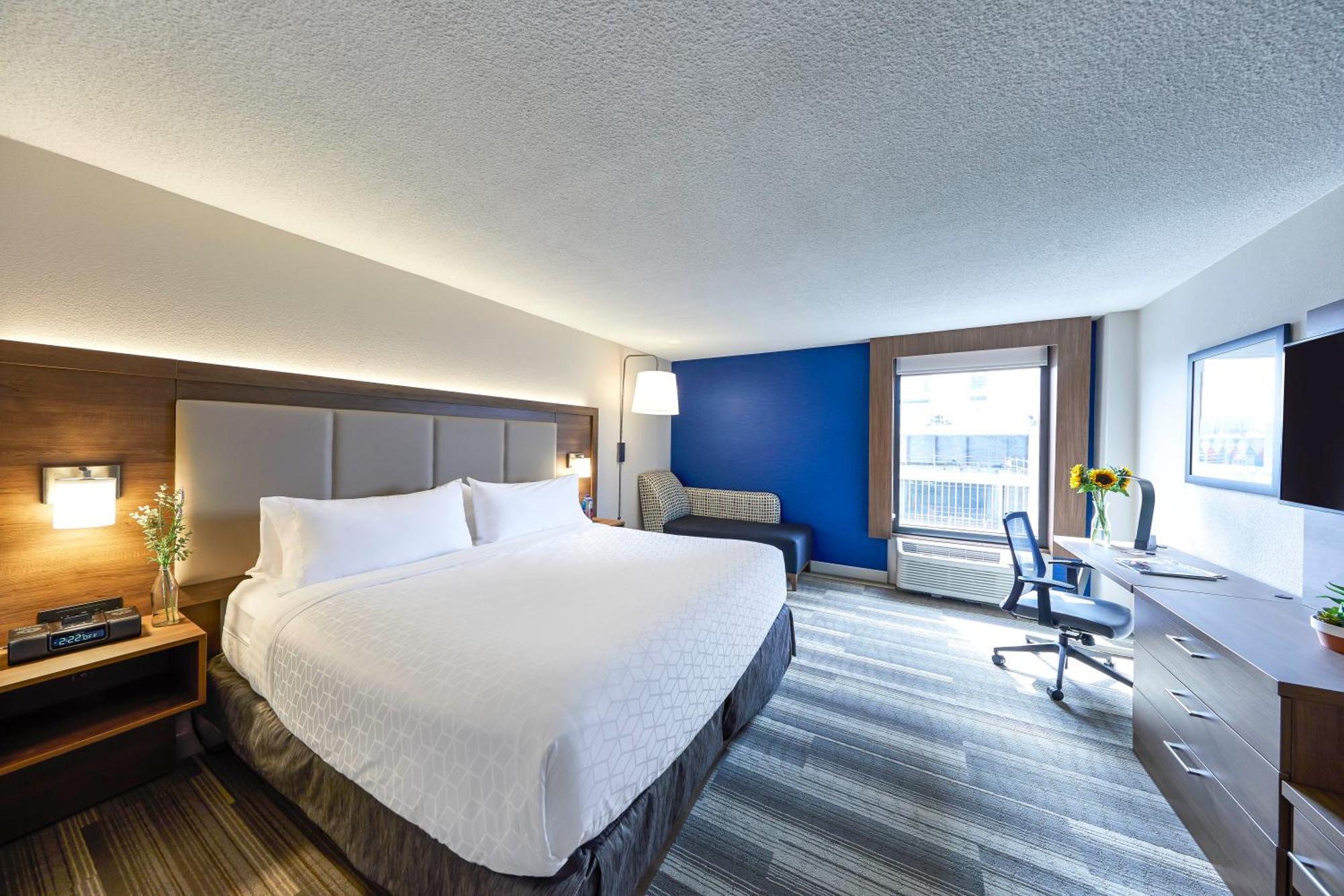 Holiday Inn Express Nashville-Downtown - Broadway By Ihg Exterior foto