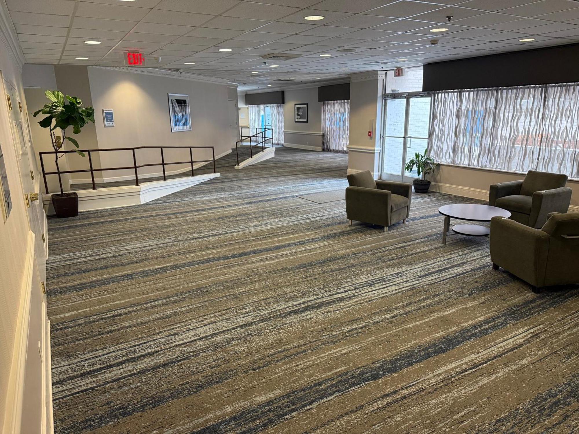 Holiday Inn Express Nashville-Downtown - Broadway By Ihg Exterior foto